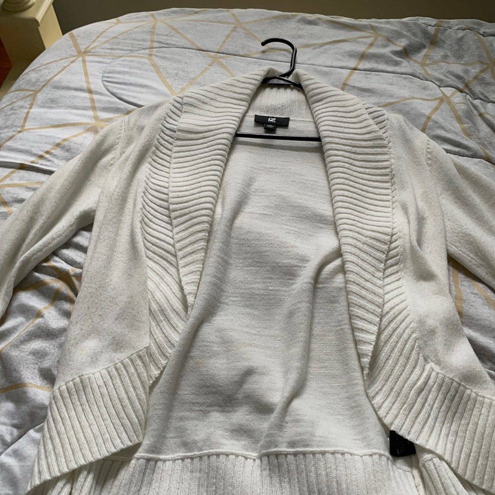 White sweater with a matching wrap (if you want)